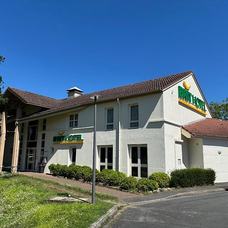 Brit Hotel Essentiel Cholet Bagian luar foto